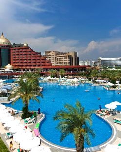DELPHIN PALACE DELUXE